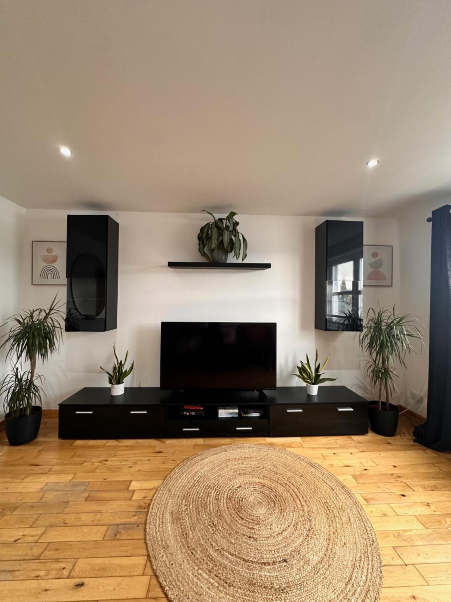 City Centre Apartment Next To Bus And Train Station 因弗内斯 外观 照片