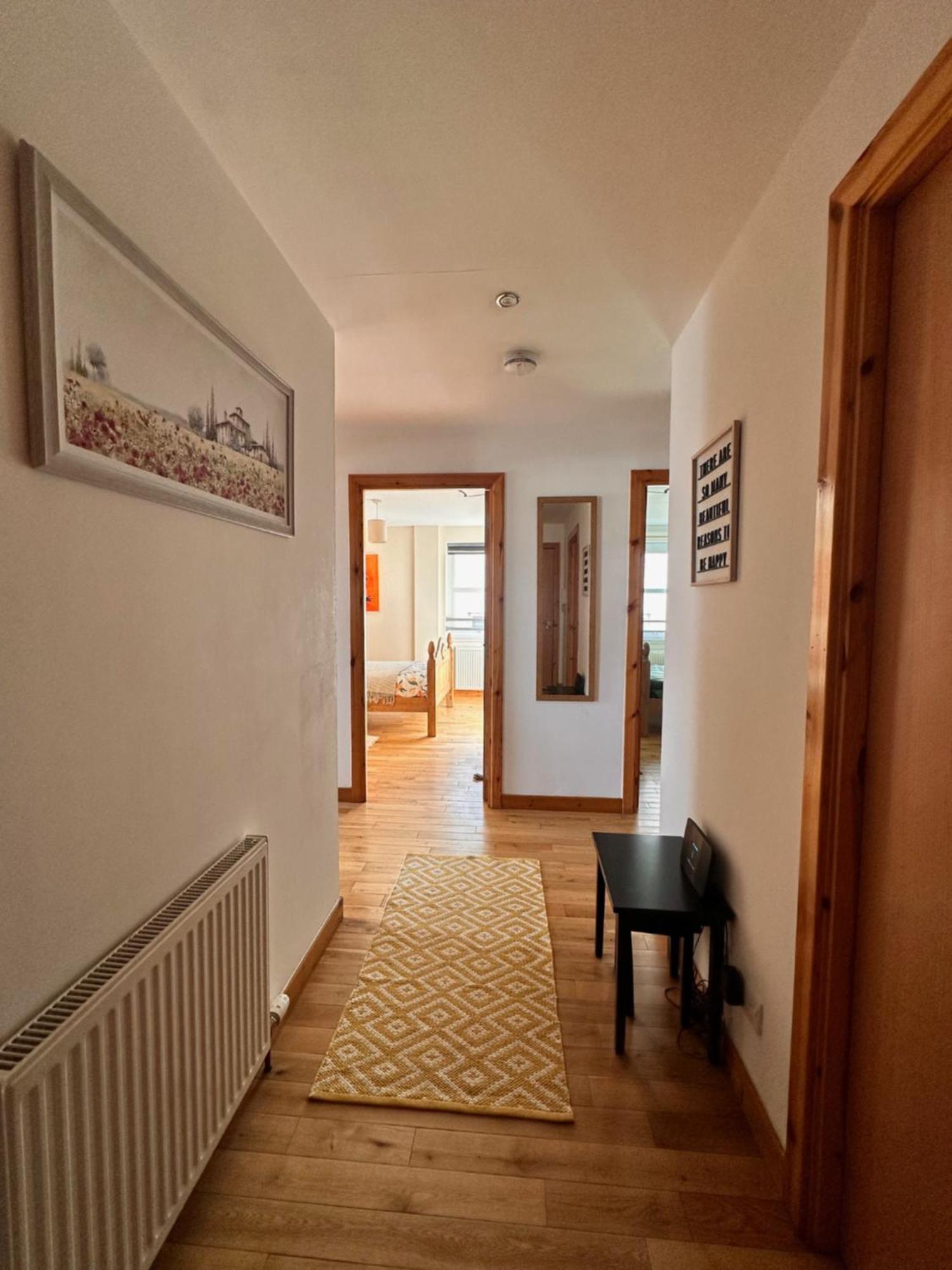 City Centre Apartment Next To Bus And Train Station 因弗内斯 外观 照片